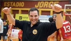 Foto de la galería: Federal de Básquet: festejo en el Templo posadeño con Tokio a cuartos