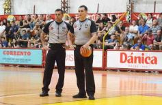 Foto de la galería: Federal de Básquet: festejo en el Templo posadeño con Tokio a cuartos
