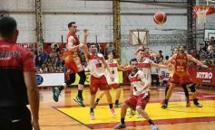 Foto de la galería: Federal de Básquet: festejo en el Templo posadeño con Tokio a cuartos