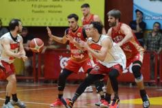 Foto de la galería: Federal de Básquet: festejo en el Templo posadeño con Tokio a cuartos