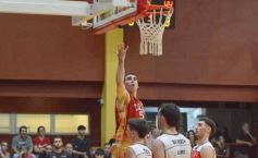 Foto de la galería: Federal de Básquet: festejo en el Templo posadeño con Tokio a cuartos