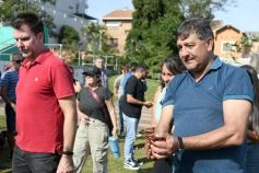 Foto de la galería: Unidos por Juan Cruz y Luca, familiares y amigos compartieron un emotivo homenaje en la Costanera