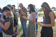 Foto de la galería: Unidos por Juan Cruz y Luca, familiares y amigos compartieron un emotivo homenaje en la Costanera