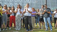 Foto de la galería: Unidos por Juan Cruz y Luca, familiares y amigos compartieron un emotivo homenaje en la Costanera