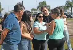 Foto de la galería: Unidos por Juan Cruz y Luca, familiares y amigos compartieron un emotivo homenaje en la Costanera