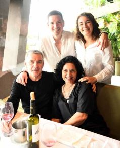 Foto de la galería: Día del Padre en Posadas: para muchos con mesa familiar afuera en el agasajo a los papás