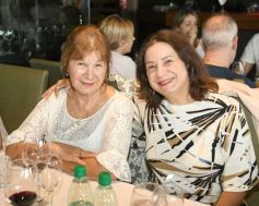 Foto de la galería: Día del Padre en Posadas: para muchos con mesa familiar afuera en el agasajo a los papás