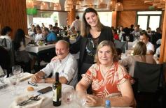 Foto de la galería: Día del Padre en Posadas: para muchos con mesa familiar afuera en el agasajo a los papás
