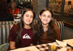 Foto de la galería: Día del Padre en Posadas: para muchos con mesa familiar afuera en el agasajo a los papás