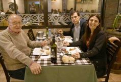 Foto de la galería: Día del Padre en Posadas: para muchos con mesa familiar afuera en el agasajo a los papás