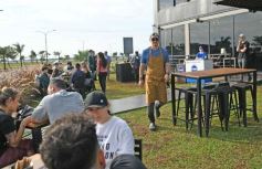 Foto de la galería: Dia de la Bandera en la ciudad: Arami Catering sumó el tradicional locro de la mano de Gunther Moros