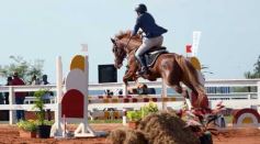 Foto de la galería: Federal de Saltos Hípicos: El Palenque convocó al encuentro en un finde de campo en Nemesio Parma 