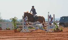 Foto de la galería: Federal de Saltos Hípicos: El Palenque convocó al encuentro en un finde de campo en Nemesio Parma 