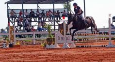 Foto de la galería: Federal de Saltos Hípicos: El Palenque convocó al encuentro en un finde de campo en Nemesio Parma 