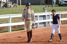 Foto de la galería: Federal de Saltos Hípicos: El Palenque convocó al encuentro en un finde de campo en Nemesio Parma 