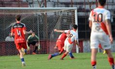 Foto de la galería: Torneo Provincial: con remontada en Villa Sarita, La Franja ya está en cuartos