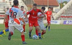 Foto de la galería: Torneo Provincial: con remontada en Villa Sarita, La Franja ya está en cuartos