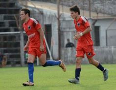 Foto de la galería: Torneo Provincial: con remontada en Villa Sarita, La Franja ya está en cuartos