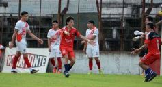 Foto de la galería: Torneo Provincial: con remontada en Villa Sarita, La Franja ya está en cuartos