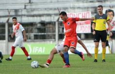 Foto de la galería: Torneo Provincial: con remontada en Villa Sarita, La Franja ya está en cuartos