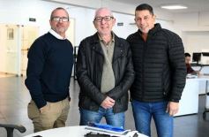 Sixto Fotografías. Sociedad. Varios - Las últimas del mes llegaron con gente amiga y mucha cultura del trabajo en la ciudad