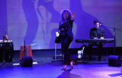 Foto de la galería: Cantoras Misioneras: Susana Moreno en una noche de folclore, tango y homenaje en el Teatro de Prosa