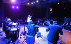 Foto de la galería: Cantoras Misioneras: Susana Moreno en una noche de folclore, tango y homenaje en el Teatro de Prosa