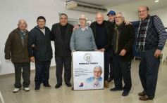 Foto de la galería: Merecido agasajo y afecto se sumaron a los 53 años de Fórmula Tuerca del histórico conductor Carlos Garcia Coni