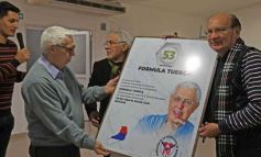 Foto de la galería: Merecido agasajo y afecto se sumaron a los 53 años de Fórmula Tuerca del histórico conductor Carlos Garcia Coni