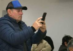 Foto de la galería: Merecido agasajo y afecto se sumaron a los 53 años de Fórmula Tuerca del histórico conductor Carlos Garcia Coni