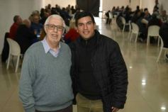 Foto de la galería: Merecido agasajo y afecto se sumaron a los 53 años de Fórmula Tuerca del histórico conductor Carlos Garcia Coni