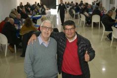 Foto de la galería: Merecido agasajo y afecto se sumaron a los 53 años de Fórmula Tuerca del histórico conductor Carlos Garcia Coni