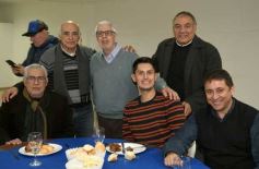 Foto de la galería: Merecido agasajo y afecto se sumaron a los 53 años de Fórmula Tuerca del histórico conductor Carlos Garcia Coni