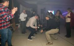 Foto de la galería: Con broche de oro, el Profe Julio César Viñales le puso fiesta a su jubilación