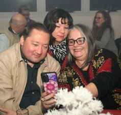 Foto de la galería: Con broche de oro, el Profe Julio César Viñales le puso fiesta a su jubilación