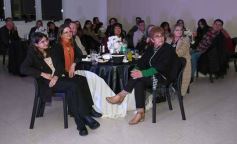 Foto de la galería: Con broche de oro, el Profe Julio César Viñales le puso fiesta a su jubilación