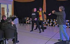 Foto de la galería: Con broche de oro, el Profe Julio César Viñales le puso fiesta a su jubilación