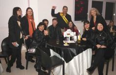 Foto de la galería: Con broche de oro, el Profe Julio César Viñales le puso fiesta a su jubilación