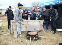 Foto de la galería: TC en Posadas: todo el color del folclore fierrero en la previa de la primera largada