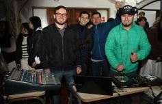 Foto de la galería: Estudiantina 2024: primera parte de la tradicional elección de Reyes de la Madre