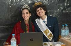 Foto de la galería: Estudiantina 2024: primera parte de la tradicional elección de Reyes de la Madre