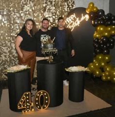 Foto de la galería: Los 40 de Lucas Mantulak con celebración a la medida en el Club Ucraniano