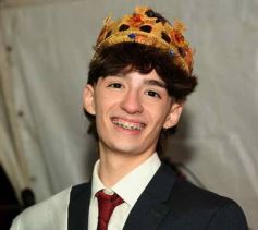 Foto de la galería: Madre de la Misericordia: Delfina Britto y Felipe Menor, los flamantes soberanos