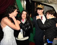 Foto de la galería: Madre de la Misericordia: Delfina Britto y Felipe Menor, los flamantes soberanos