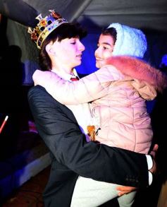 Foto de la galería: Madre de la Misericordia: Delfina Britto y Felipe Menor, los flamantes soberanos