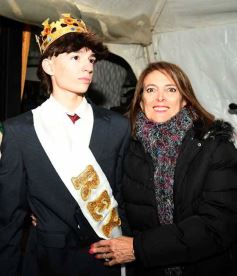 Foto de la galería: Madre de la Misericordia: Delfina Britto y Felipe Menor, los flamantes soberanos