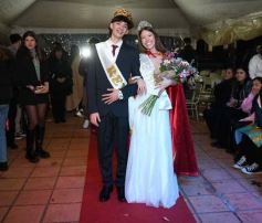 Foto de la galería: Madre de la Misericordia: Delfina Britto y Felipe Menor, los flamantes soberanos