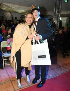 Foto de la galería: Madre de la Misericordia: Delfina Britto y Felipe Menor, los flamantes soberanos