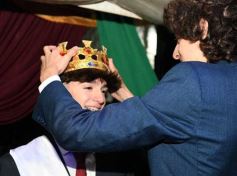 Foto de la galería: Madre de la Misericordia: Delfina Britto y Felipe Menor, los flamantes soberanos