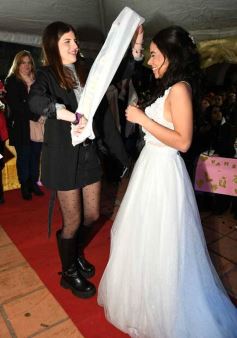 Foto de la galería: Madre de la Misericordia: Delfina Britto y Felipe Menor, los flamantes soberanos